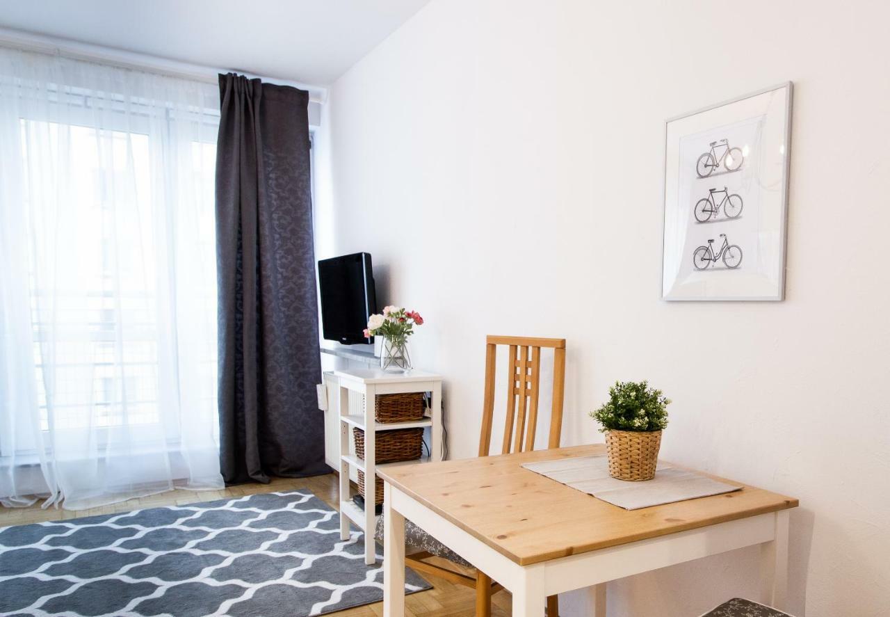 Arkadia Chillout Apartment 바르샤바 외부 사진